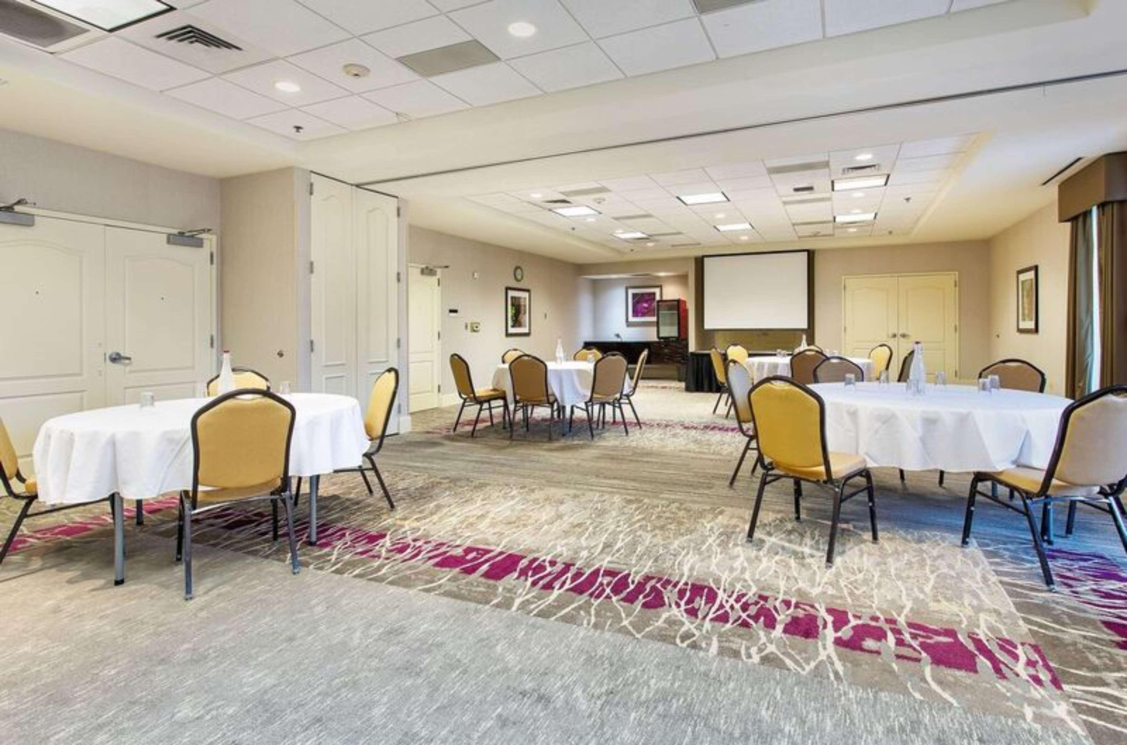 Hilton Garden Inn Knoxville West/Cedar Bluff Zewnętrze zdjęcie